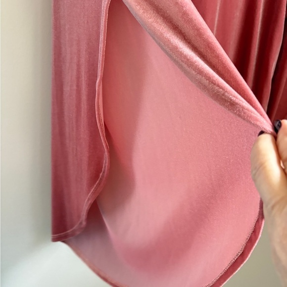 Halogen Pink.Velvet Split Bat Wing Romantic Top Size Large - Picture 5 of 7